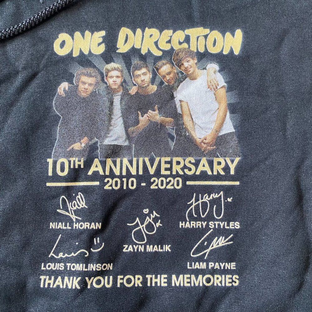 One Direction 10th Anniversary 2010-2020 Signature Printed Hoodie